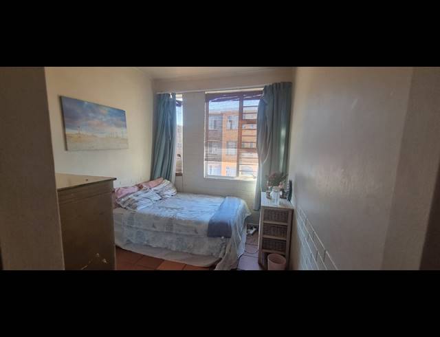 2 BEDROOM FLAT FOR SALE IN GLENWOOD